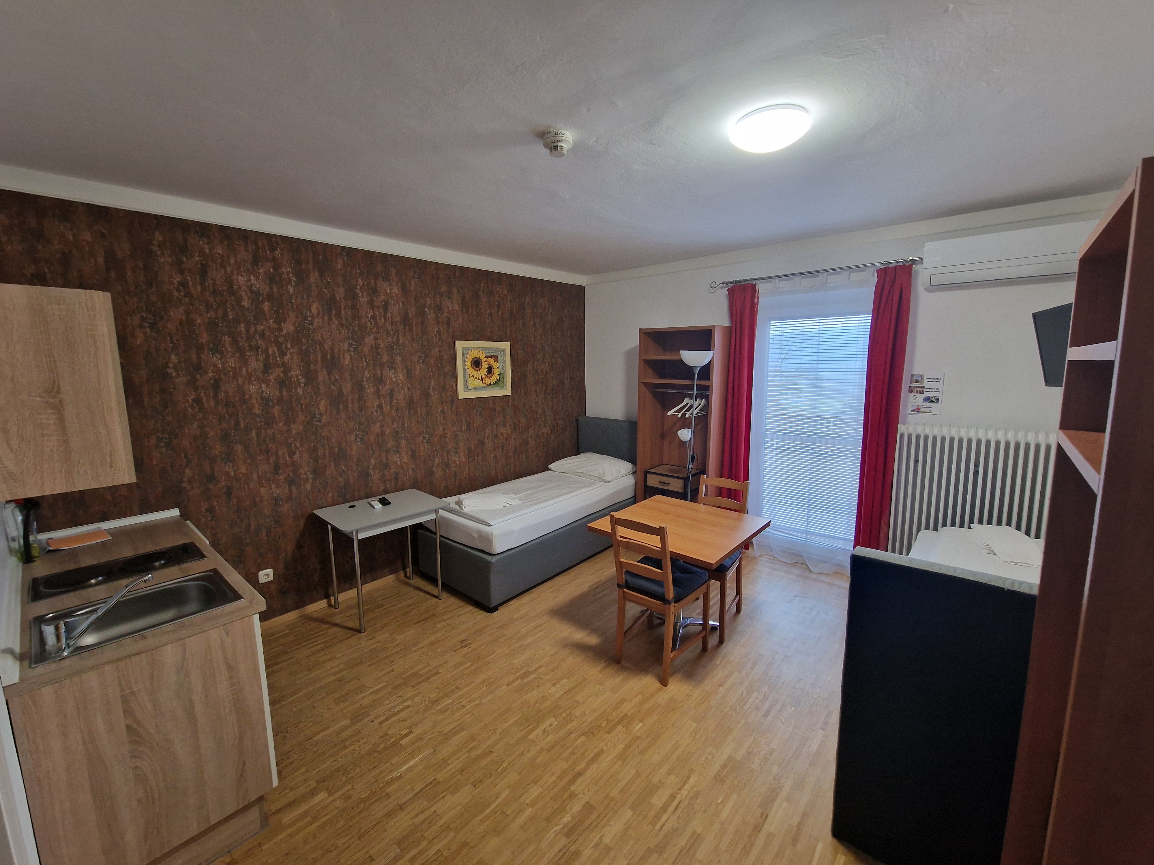 Zimmer 1